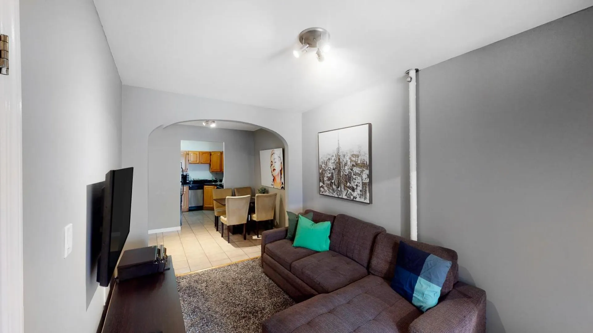 2Br Apt Near Mount Sinai & Metropolitan Hospitals New York 0*,  United States
